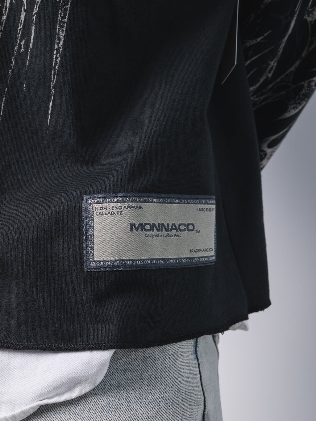 Metalling Flames Long Sleeve - Vintage premium black
