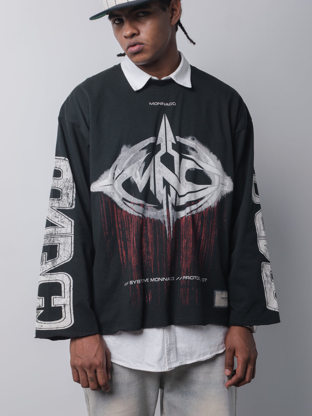Retrofuturistic Long Sleeve - Vintage premium black